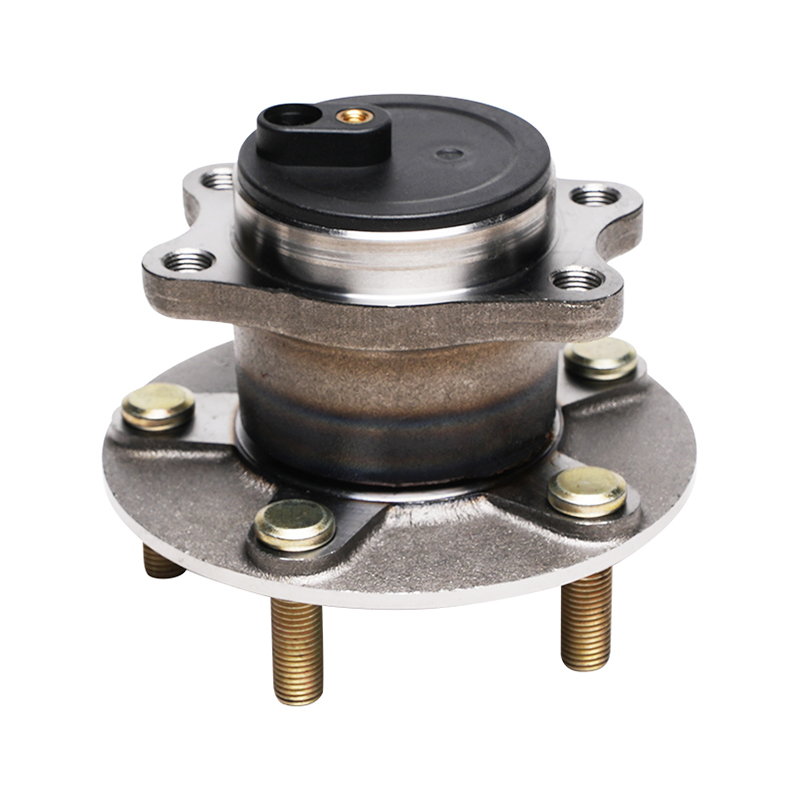 512394-American Cars Wheel Hub Being