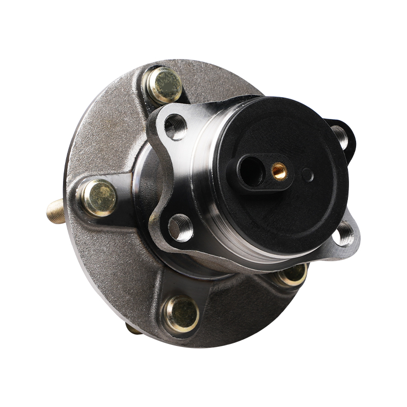 512394-American Cars Wheel Hub Being