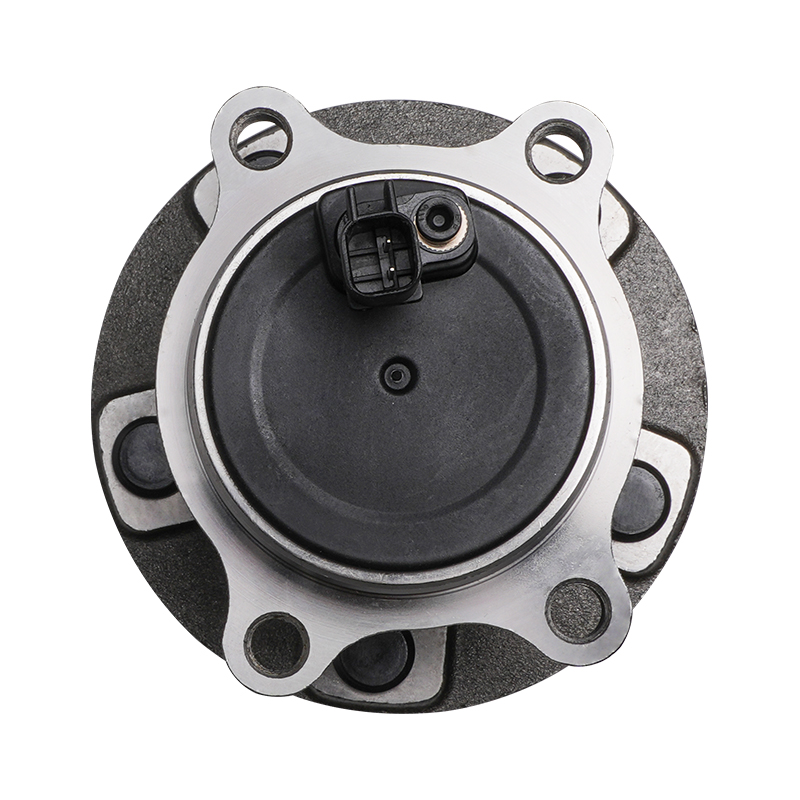 512466-American Cars Wheel Hub Being