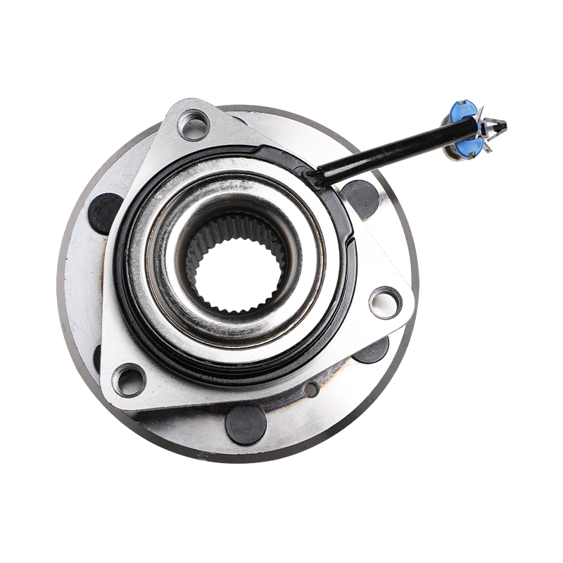 513236-American Cars Wheel Hub Being